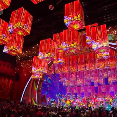 P10.4D zewnętrzna wypożyczalnia anty-UV Wyświetlacz LED 500 * 1000 mm Konserwacja frontu serii LMS-CLM